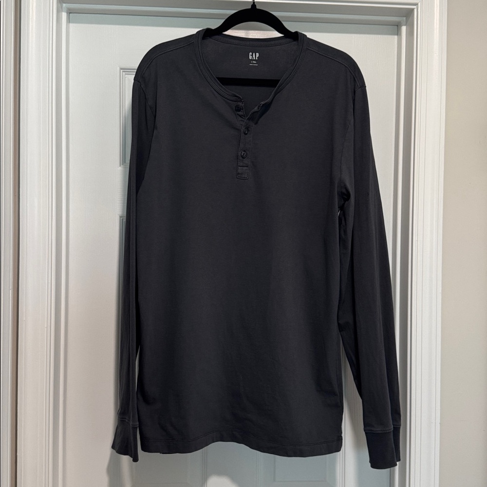 GAP Men’s Sz Tall Large Charcoal Gray Henley